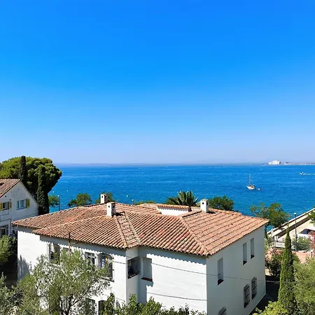 Apartament Near Canyelles Petites